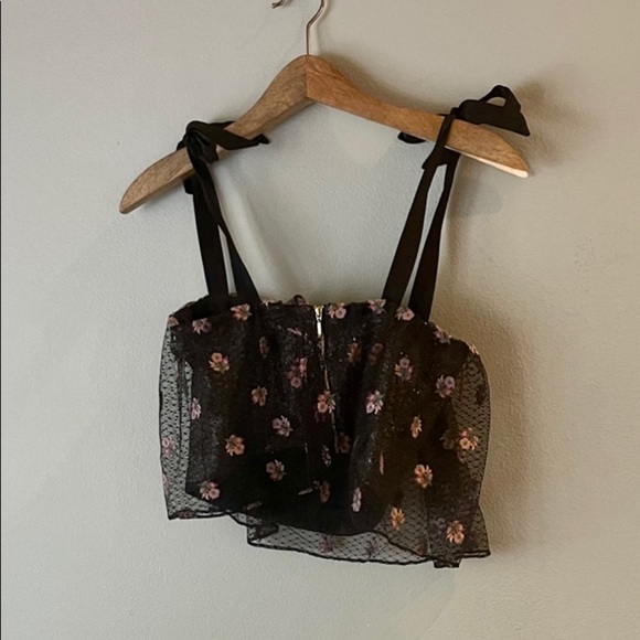 Saloni Jemi Top. - Picture 5 of 9